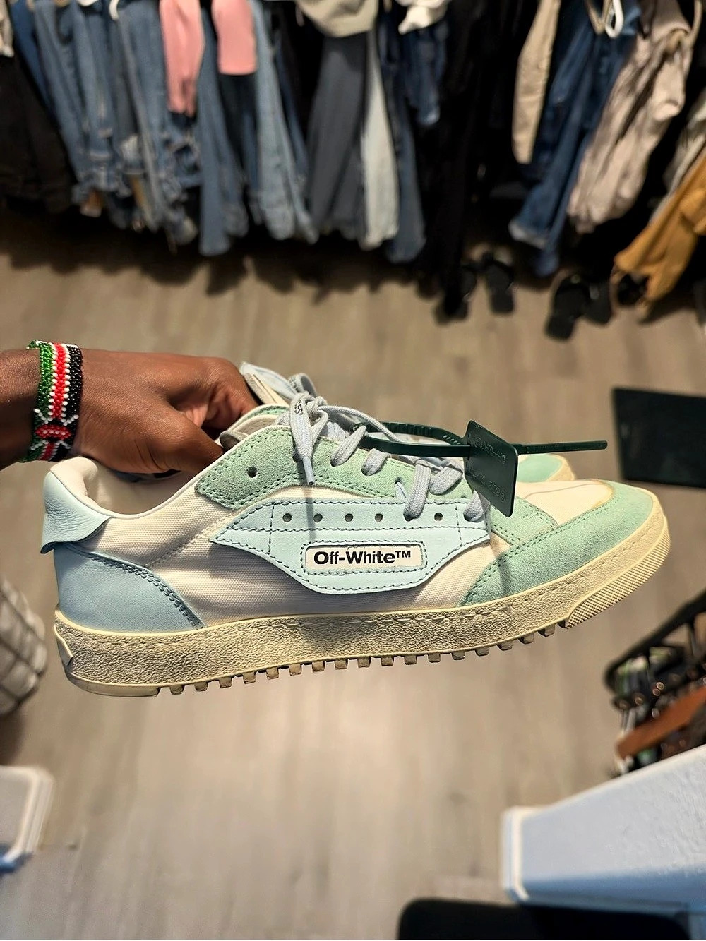 Off-White Out Of Office 'OOO' Low-Top Sneakers Green & White Sneakers